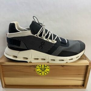 On Cloudnova Black White Running Shoes 26.99677 Women’s Size 10